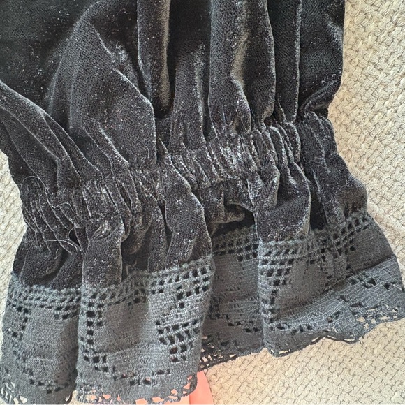 Free People Black Velvet Two-Piece Set Size Small OB207286 brand new - Picture 12 of 16